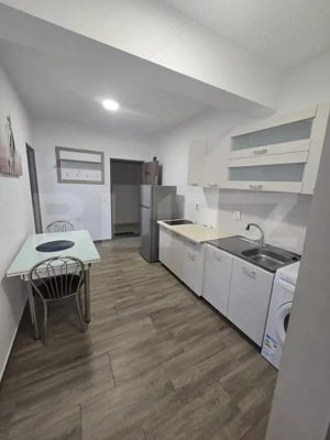 Apartament cu 2 camere, decomandat,  parcare, zona linistita, Buna ziua - imagine 5