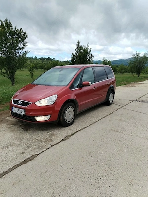 Ford Galaxy Ghia  - imagine 2