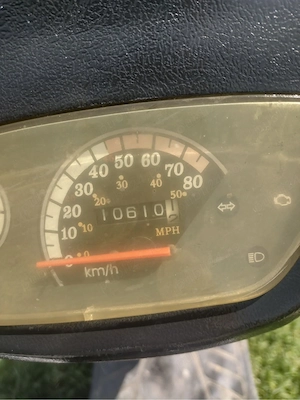 scuter pe benzina 