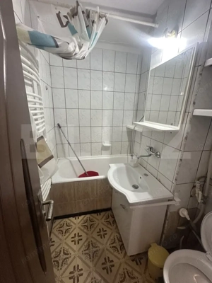 Apartament 2 camere, decomandat,48 mp , Micro 15 - imagine 11
