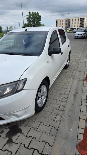 Dacia Sandero  - imagine 4