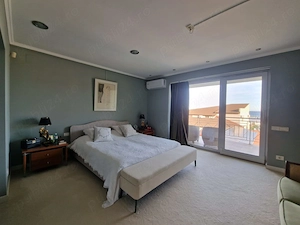 Vila de lux cu piscina si vedere la mare - imagine 3