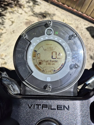 Husqvarna Vitpilen 401 an - imagine 2