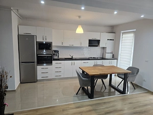 3 camere.2 bai.Luminos.Spatios.Mobilat si Utilat! - imagine 3