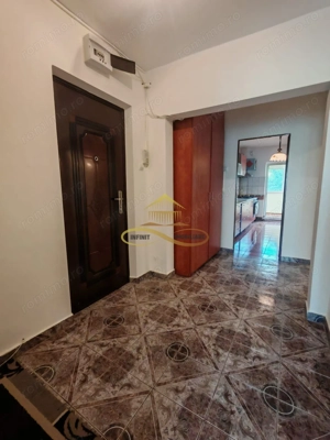 Apartament 3 camere, etaj 2, zona  Ștefan cel Mare - imagine 5