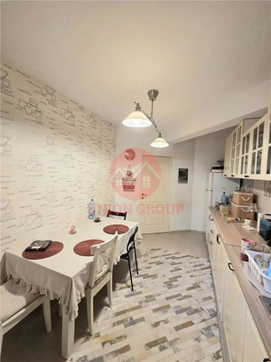 Apartament Spatios, 3 Camere, Decomandat, Demisol, Zona Primo - imagine 11