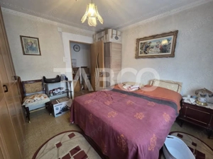 Apartament 3 camere decomandat zona 1 Decembrie 75mp si boxa la subsol - imagine 3
