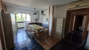 Proprietar închiriez apartament decomandat 3 camere Zona Soarelui 