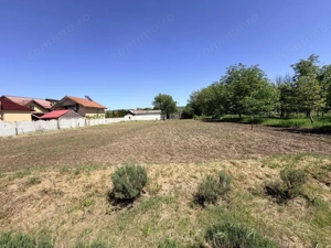 Ocazie Investitie, Casa de renovat/demolat 127mp+3000.mp Teren Intravilan/Simnic - imagine 10