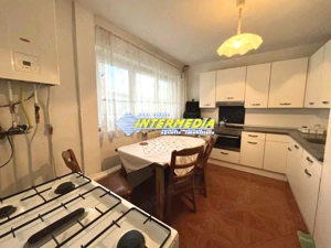 Apartament cu 4 camere 90 mp de inchiriat  etaj 1 in Alba Iulia Cetate Bulevard 