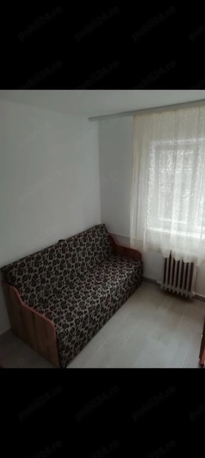 Vând garsonieră mobilata