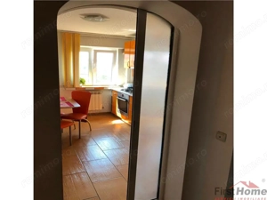 Apartament 3 camere, zona Centrala , etaj 4, renovat si mobilat - imagine 10