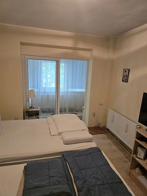 Apartament 3 camere decomandat parter foarte inalt bloc caramida aproape de Prefectura - imagine 12