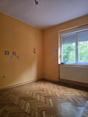 Apartament 3 camere decomandat parter foarte inalt bloc caramida aproape de Prefectura - imagine 9