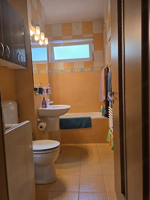 Apartament 3 camere decomandat parter foarte inalt bloc caramida aproape de Prefectura - imagine 27