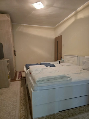 Apartament 3 camere decomandat parter foarte inalt bloc caramida aproape de Prefectura - imagine 22