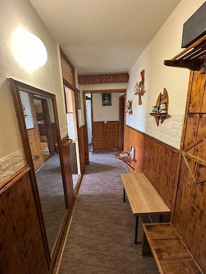 Persoana fizica dau in chirie ap. 2 cam, decomandat, str. F-cii de zahar