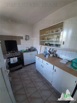 In exclusivitate Piata Veteranilor casa individuala  7 min de metrou - imagine 11