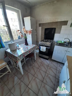 In exclusivitate Piata Veteranilor casa individuala  7 min de metrou - imagine 12
