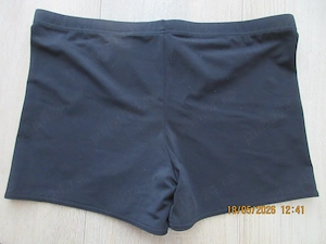 Costum de baie sau pantalon scurt sala de fitness