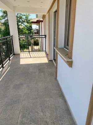 Închiriem vilă spațioasă P+1 cu subsol, situată în Tamași, Corbeanca, într-o zonă rezidențială liniș - imagine 8