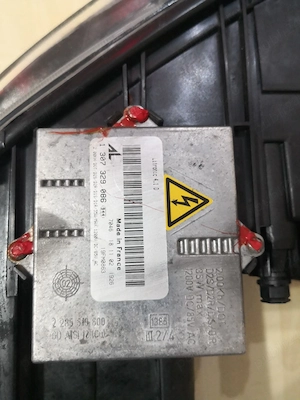 Far mazda 6 cu xenon - imagine 3