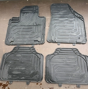 Vand covorase auto pentru Audi A4 - imagine 2