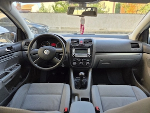 Vw Golf 5 1.9 TDI An 2007 îngrijit  - imagine 7