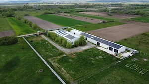 Hala de vanzare-activități industriale sau comerciale, precum producție, depozitare sau distributie