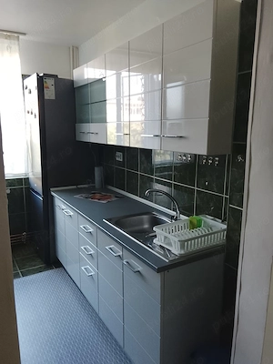 Inchiriez apartament cu 2 camere
