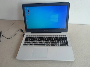 Laptop Asus F555L display 15,6 Procesor I5-4210u ram 8gb SSD Nou Nvidia GT840m