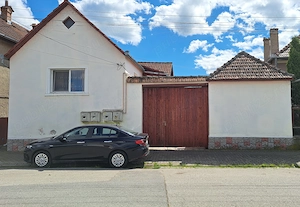 Casä ruralä cu 2 clädiri pe curte 