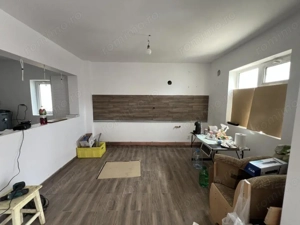 Casa spatioasa P+1 renovata disponibila pentru locuit imediat - imagine 6