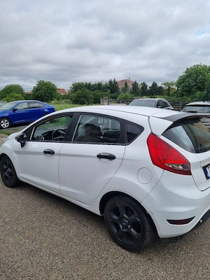 Ford Fiesta  - imagine 3