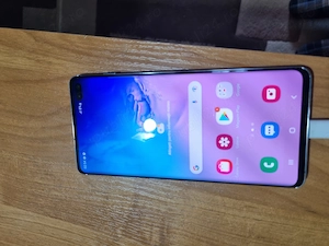 Vand samsung s10+