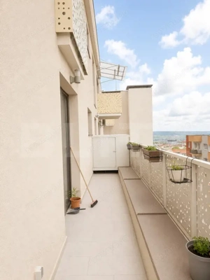 Apartament premium cu 4 camere, terasă de 30 mp și parcare inclusă - imagine 12