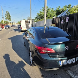 Opel astra J 2017 1.6 benzina și gpl  - imagine 7