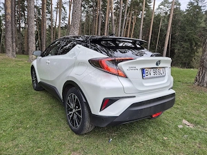 Toyota chr,classy bitone,absolut toate dotarile posibile pe acest model - imagine 4