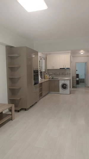 Apartament 2 camere   Bulevardul Dem Radulescu   Etaj 3   - imagine 3