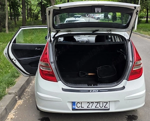 Hyundai i30 1.4 Benzină (2008)   Aer Condiționat   USB   Km Reali - imagine 5