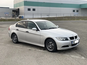 BMW e90 320 manuala 2005 - imagine 3