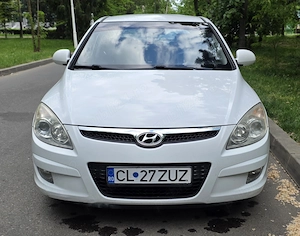 Hyundai i30 1.4 Benzină (2008)   Aer Condiționat   USB   Km Reali