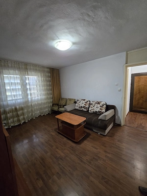 Închiriez apartament 2 camere in Deva
