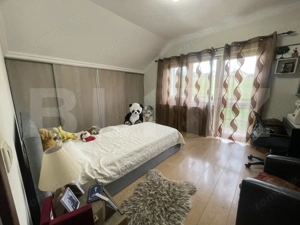 Casa de vanzare 5 camere, terasa inchisa, garaj curte amenajata  - imagine 4