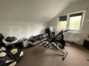 Casa de vanzare 5 camere, terasa inchisa, garaj curte amenajata  - imagine 7
