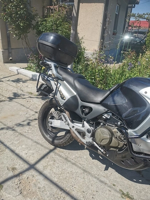 Vând motocicletă Honda Varadero  - imagine 5