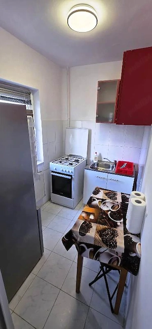 Proprietar inchiriez aparatment cu o camera Iulius Mall - imagine 3
