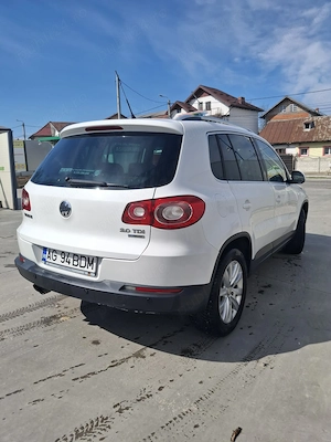 Vând Tiguan 2010 2.0 - imagine 2