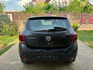 Vând Dacia Sandero model 2018 primul propietar - imagine 4