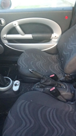 Vind urgent mini cooper an 2002 preț neg 